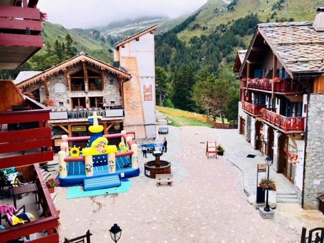Premium 4 Bed Ski-In & Out Apartment Arc 1950 Les Arcs  エクステリア 写真